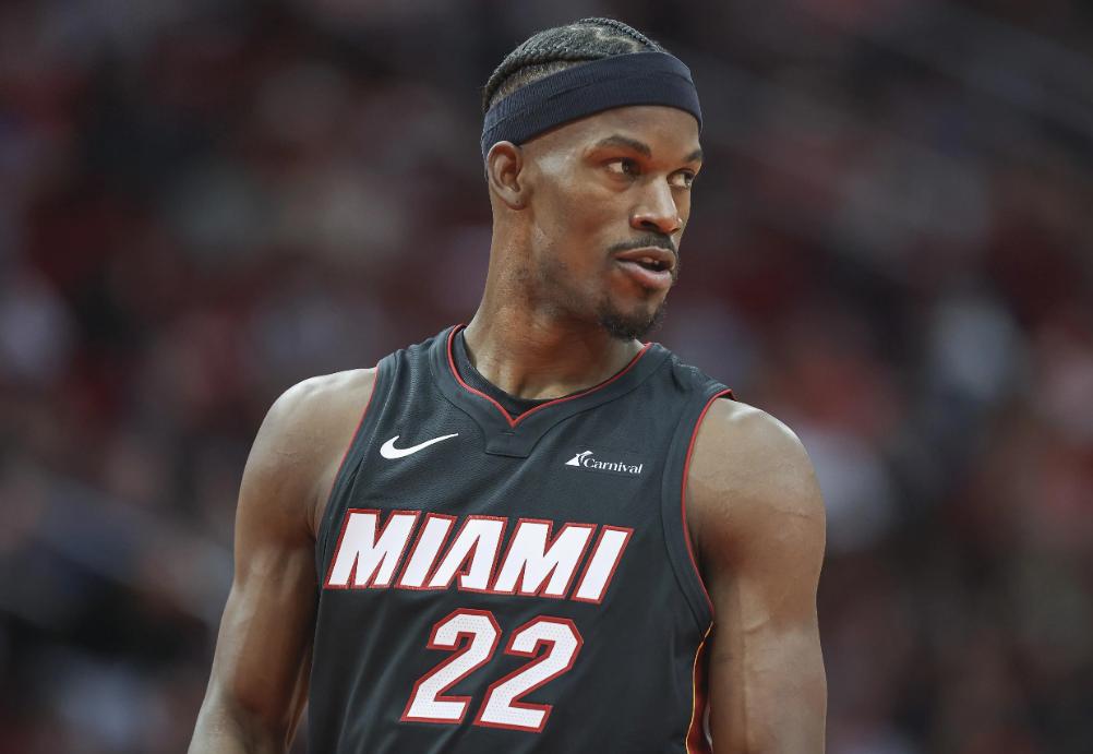 包含战术调整引发热议！，巴特勒在公牛比赛中表现优异引发球迷热议的词条-九游体育官网