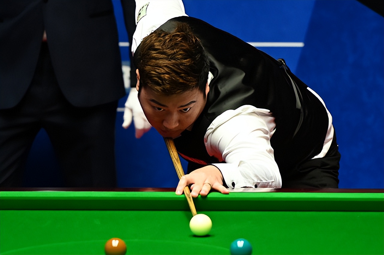 皇家社会内部会议纪要流出：集结日遗憾出局，亚冠使命明确，控场能力受关注(矛盾纠纷排查会议10篇)-九游体育app