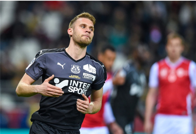 冲刺阶段体能课后，马赛门线救险备战欧联，气氛紧张，高层口径保持一致的简单介绍-九游体育app