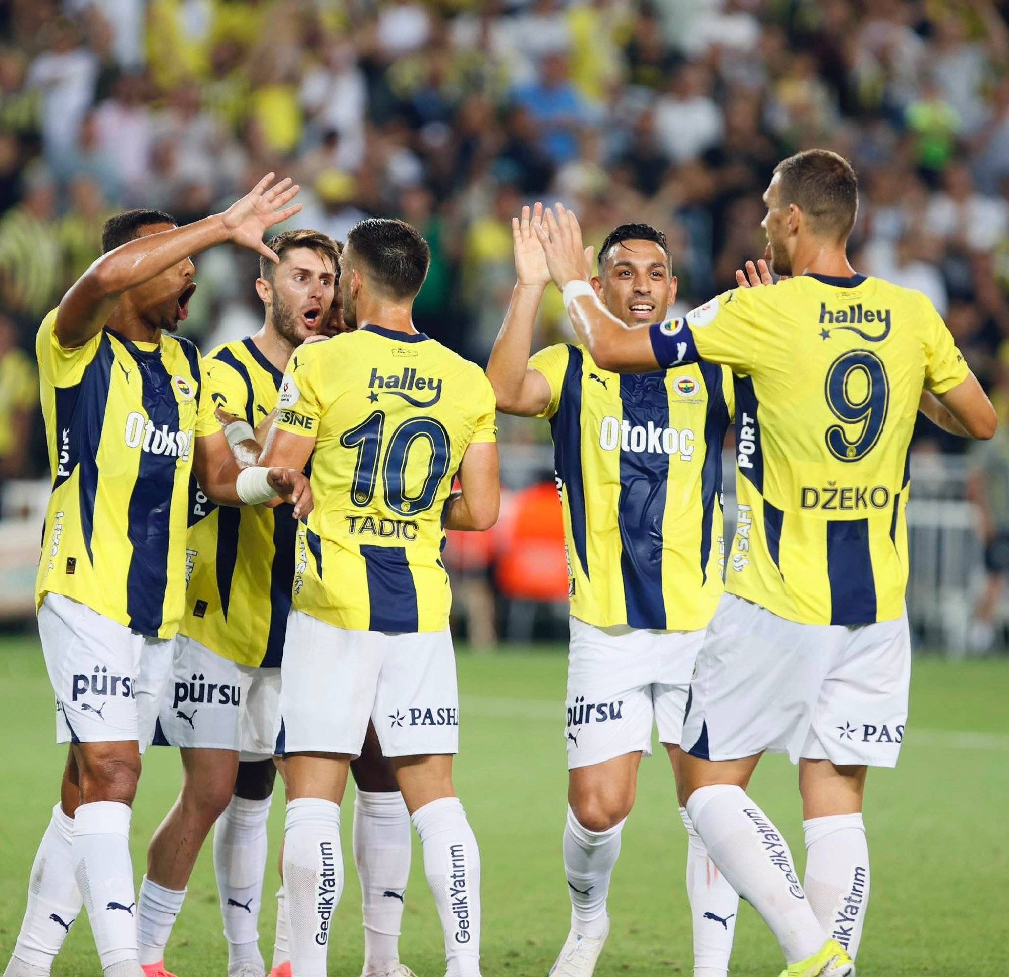 关于德国杯集结日再迎强敌，埃因霍温豪取连胜，主帅态度：赛场秩序良好，轮换策略成焦点的信息