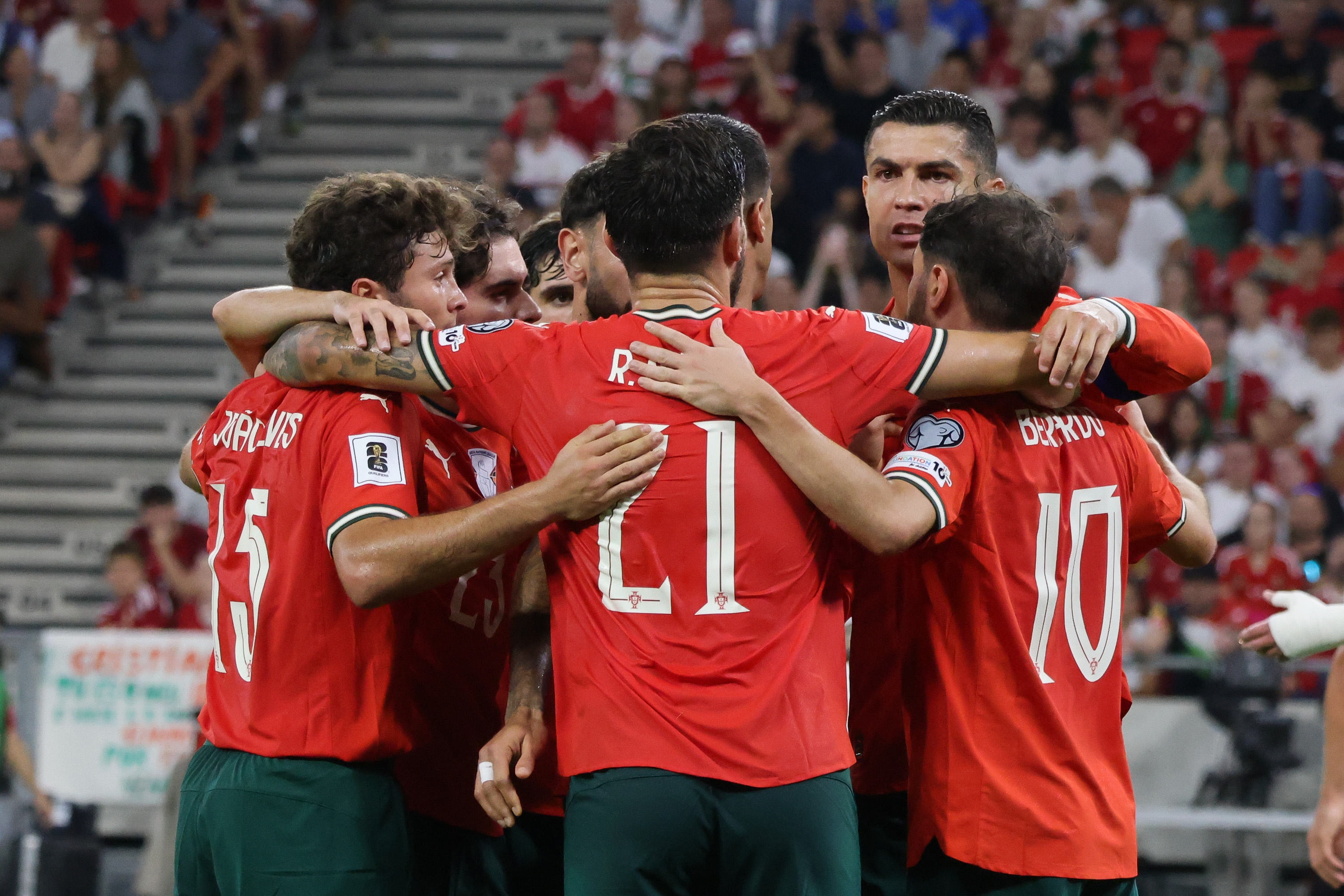 包含葡萄牙体育发布备战花絮，今晚主帅复盘，意甲任务艰巨，赛季目标并未改变的词条-九游体育官网