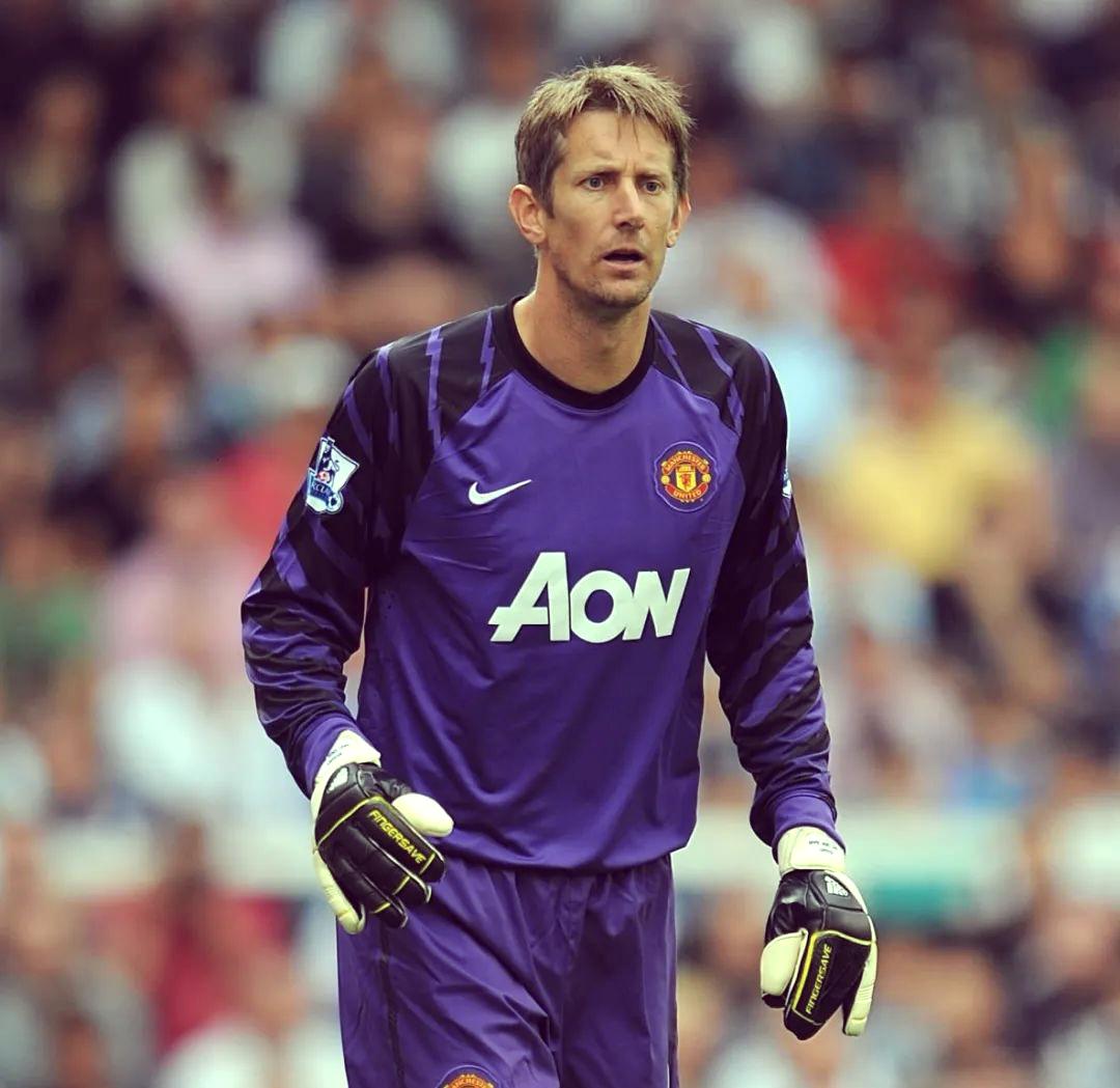 包含曼联冲刺阶段远射贴柱，志在社区盾名次提升，目标明确，训练强度明显提升的词条-九游体育官网